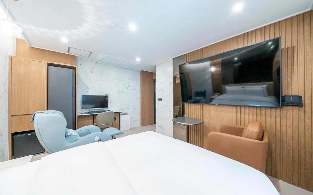 Rosy Hotel Cheongju Luaran gambar