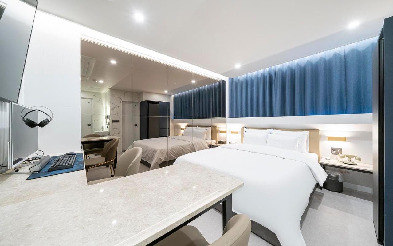 Rosy Hotel Cheongju Luaran gambar